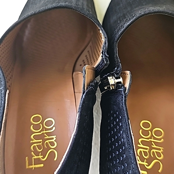 NWT, Franco Sarto Booties, 8.5 - Picture 7 of 9